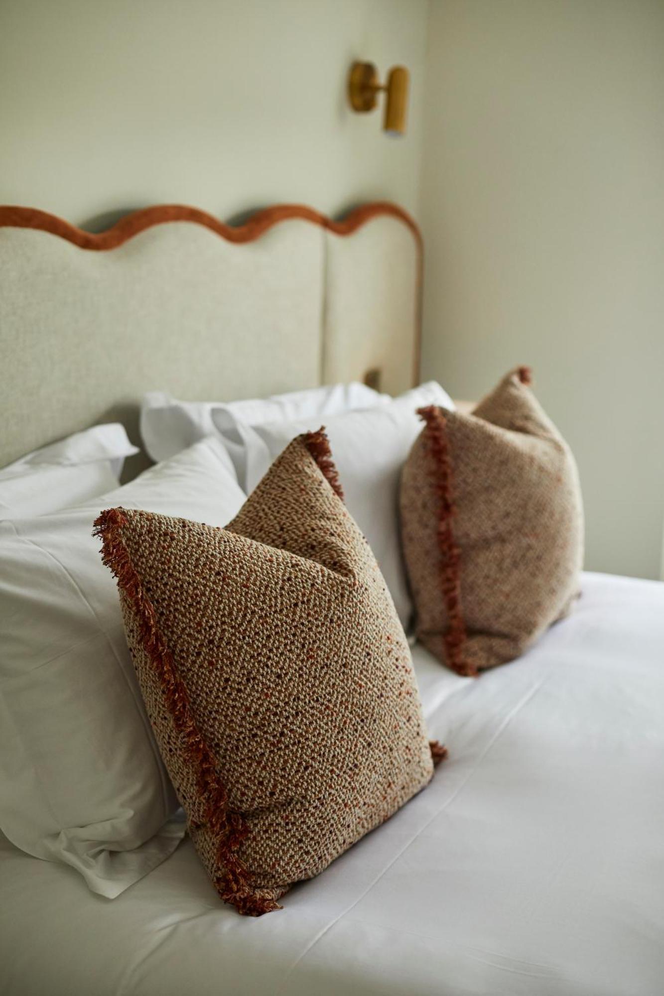 The Feathers Hotel Вудсток Экстерьер фото